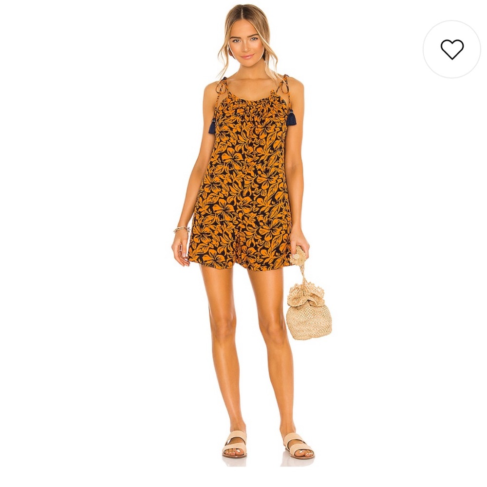 Revolve Orange Edenic Fantastic Romper Size SMALL- worn once & so cute!
